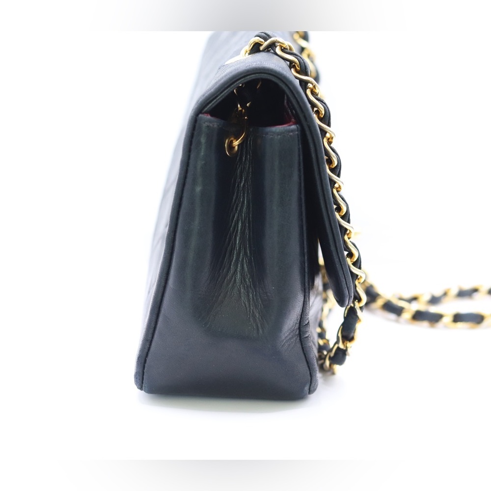 CHANEL Vintage Diana Flap Bag Quilted Lambskin‎ Small Black 1989-1990 - Picture 6 of 15